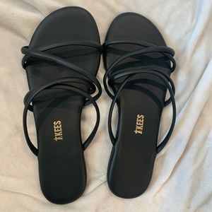 Tkees Black sandals